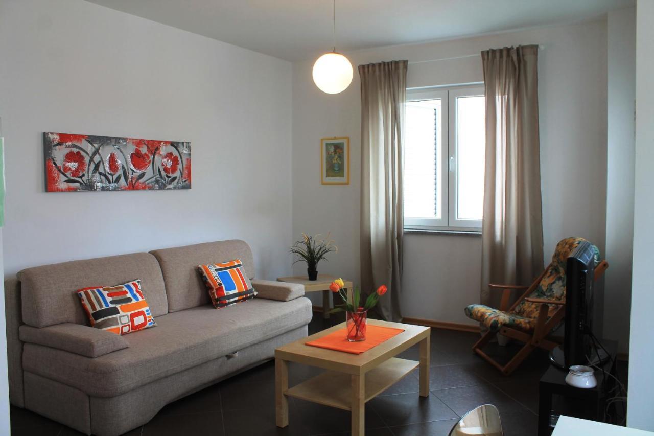 L'ulivo Apartment *
