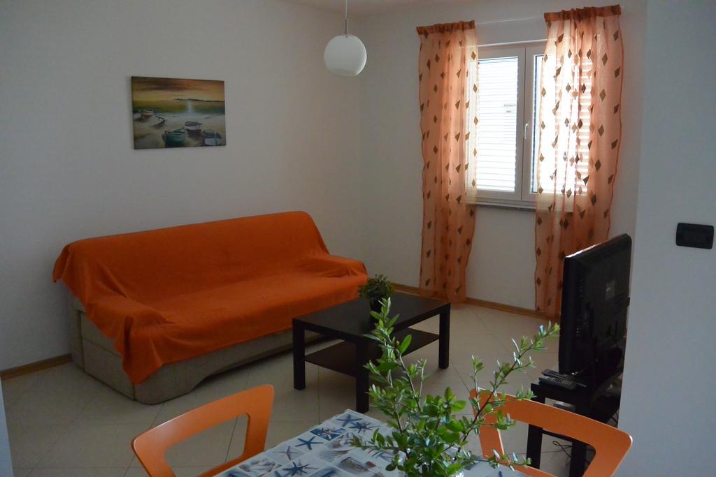 L'ulivo Apartment *